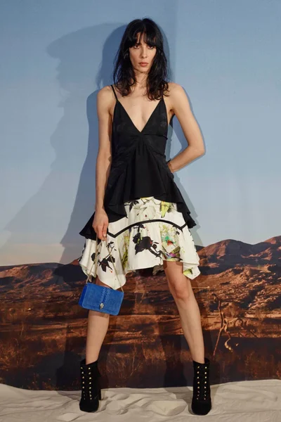 Look 2